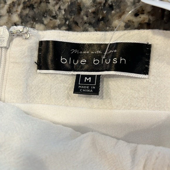 Women’s two piece short set. Brand new with tags, size medium, Windsor. - Picture 3 of 5